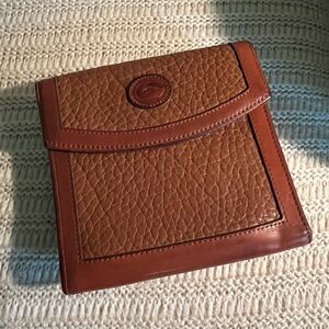 Dooney & Bourke vintage tan pebbled leather wallet British